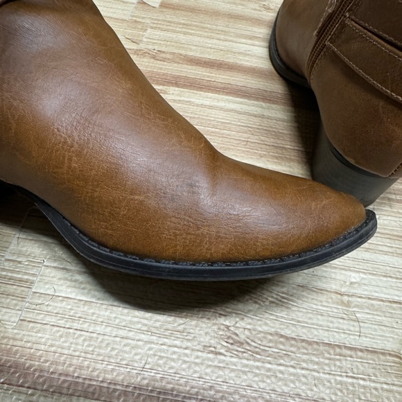 LC Lauren Conrad | Brown Faux Leather Ankle Heeled Booties | Size 6 - Picture 5 of 8